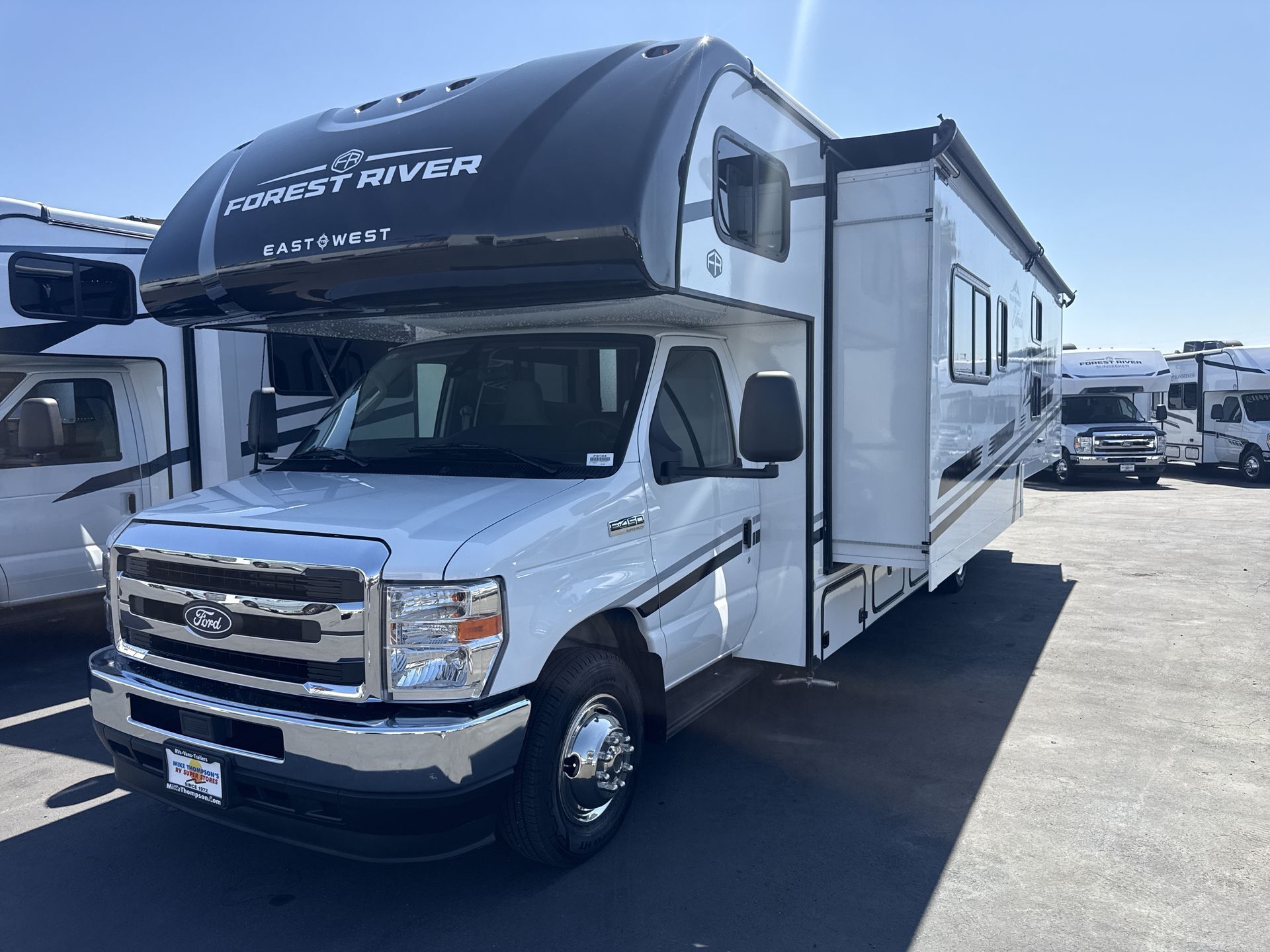 2026 East To West ENTRADA 3100 3100FB in santa fe springs CA