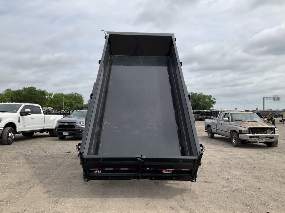 2027 PJ Trailers DT in Ferris, TX