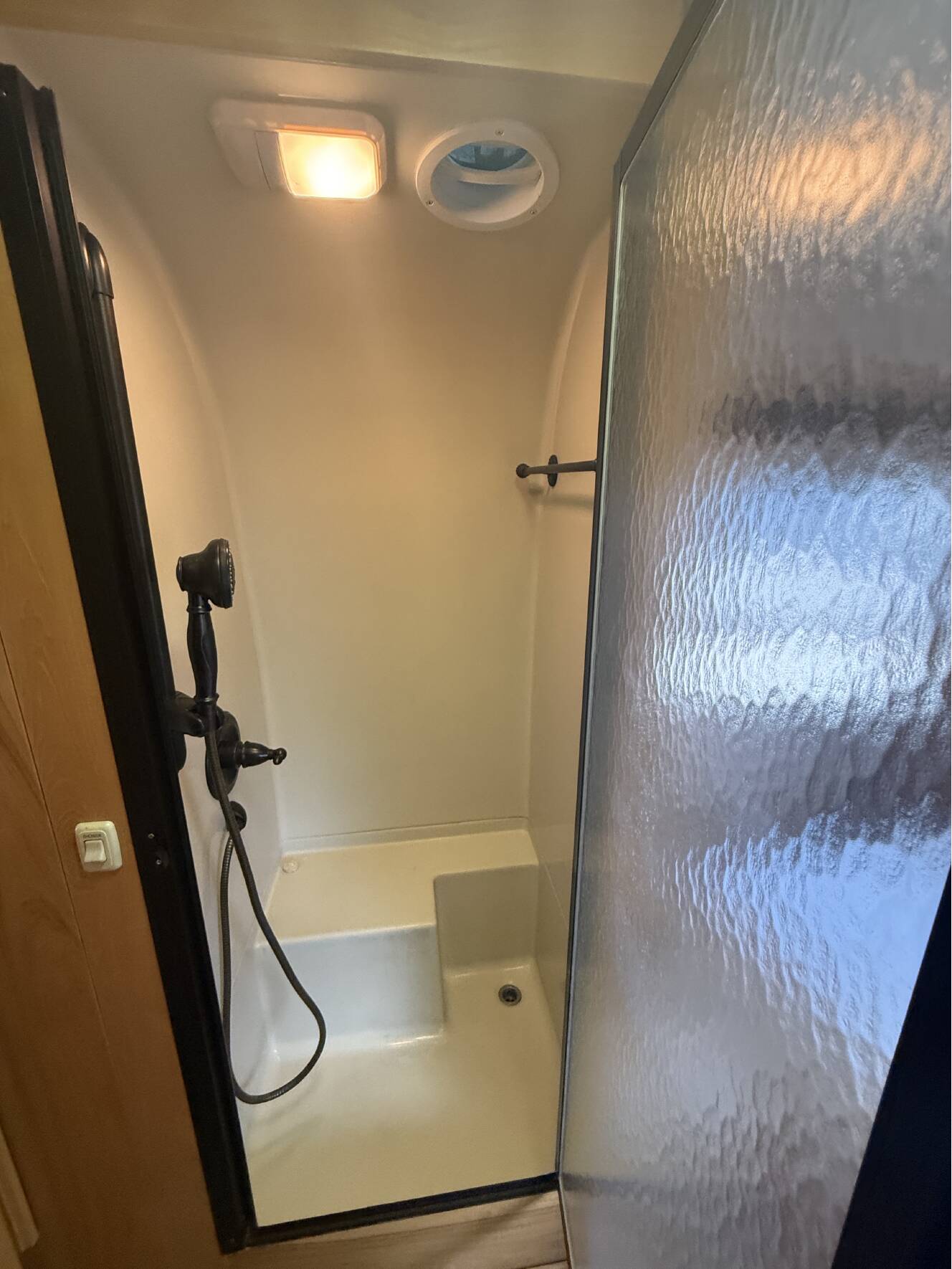A photo of this 2007 Airstream CLASSIC 27