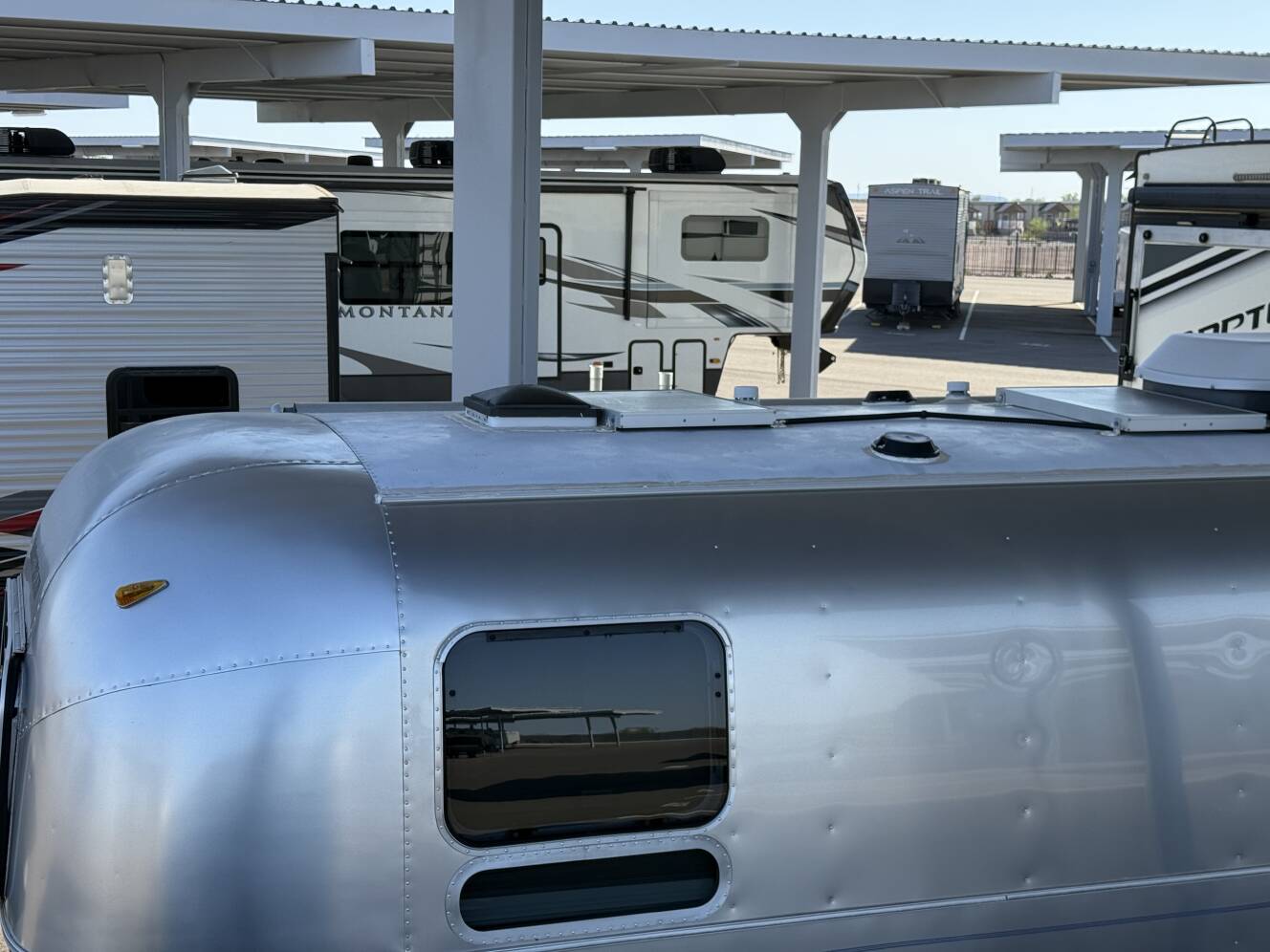 A photo of this 2007 Airstream CLASSIC 27