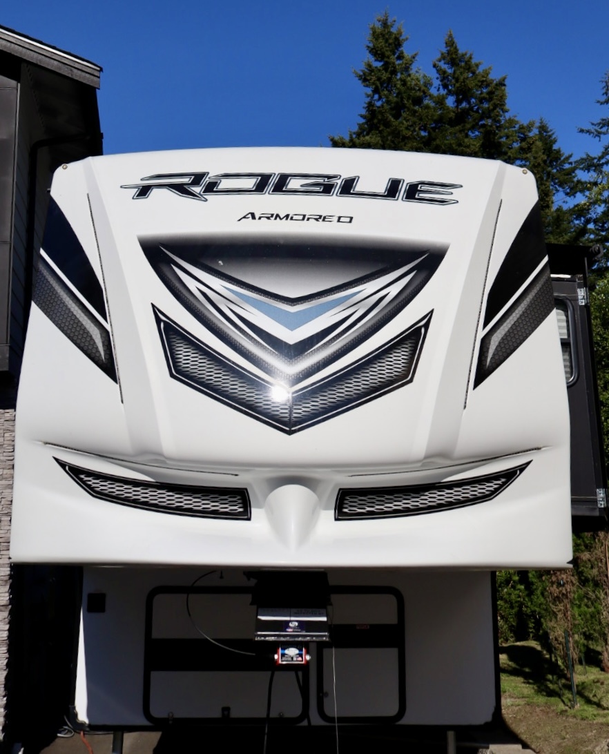 2021 Forest River VENGEANCE ROGUE ARMORED 351A13 RV