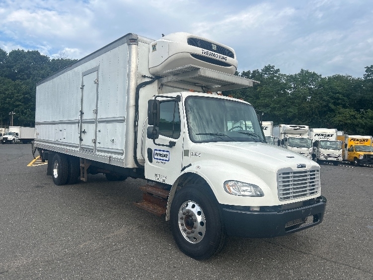 2019 Freightliner BUSINESS CLASS M2 106 in Edison, NJ