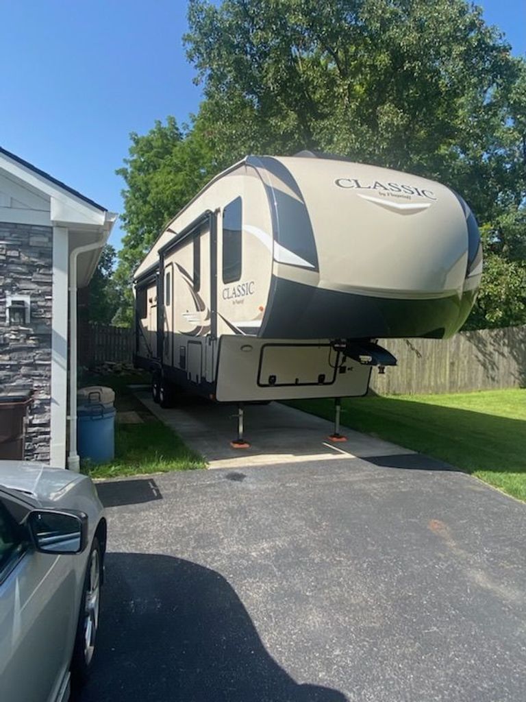 2019 Forest River Flagstaff Classic 8529RKBS in pataskala OH