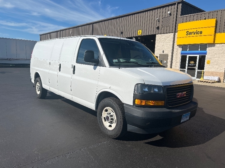 2020 GMC SAVANA in Montgomery, NY