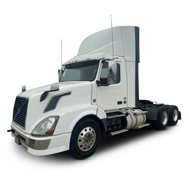 2015 VOLVO VNL64T300 in Fontana, CA