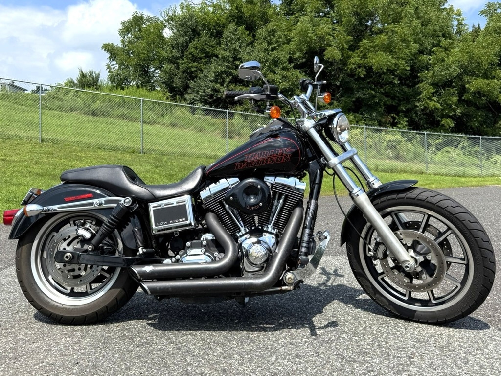 2015 Harley-Davidson Dyna Low Rider in Zieglerville, PA