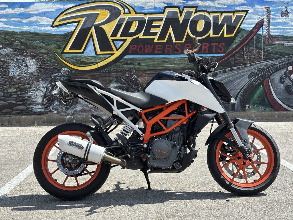 2019 KTM Duke 390 DUKE in Austin, TX