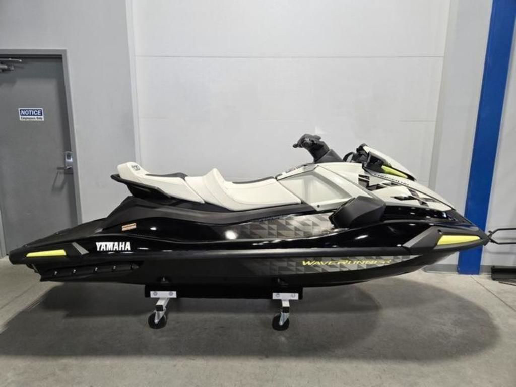 Cruiser Ho Waverunner Vx For Sale Near Jacksonville, Florida