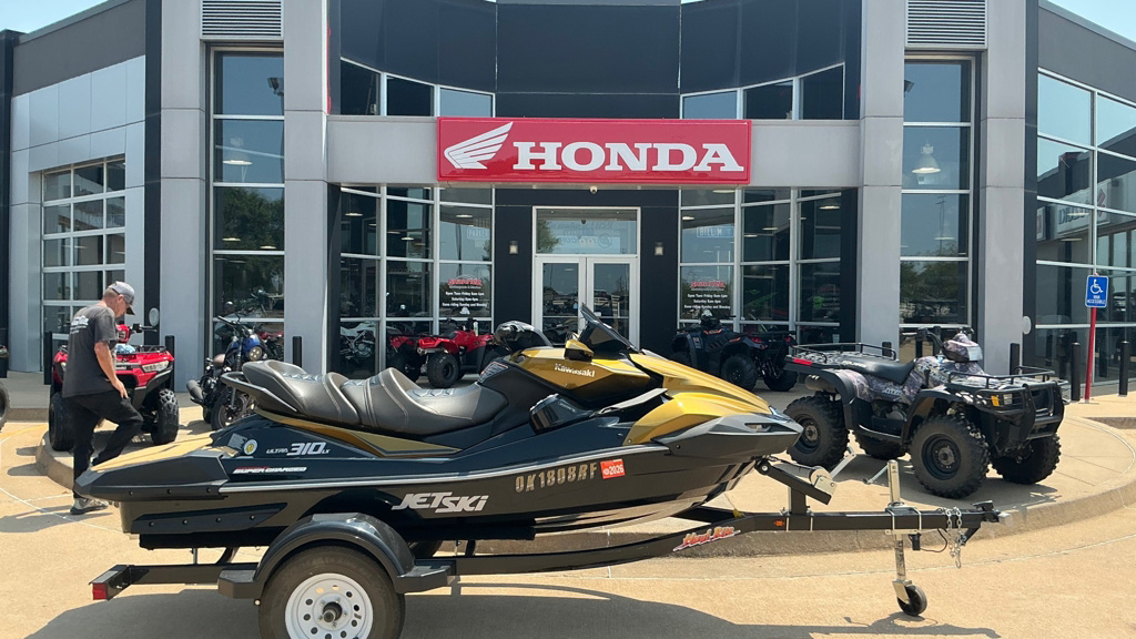 2023 Kawasaki Jet Ski Ultra 310 LX 310LX in Shawnee, OK