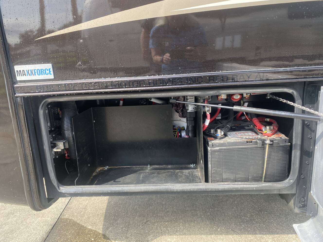 A photo of this 2015 Tiffin Motorhomes Breeze 32BR