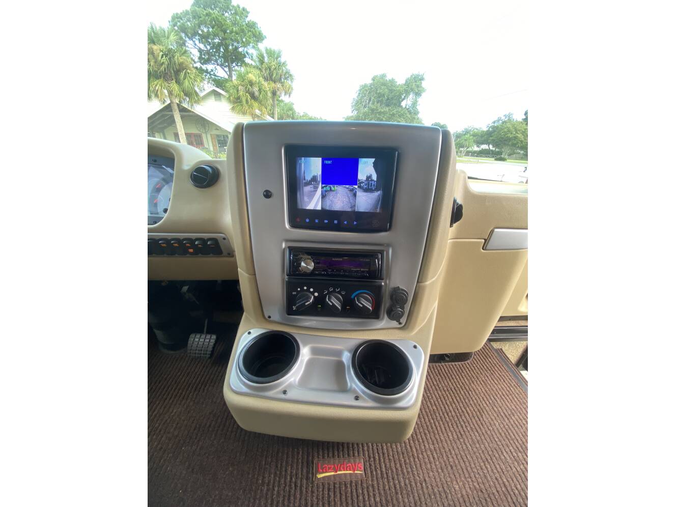 A photo of this 2015 Tiffin Motorhomes Breeze 32BR