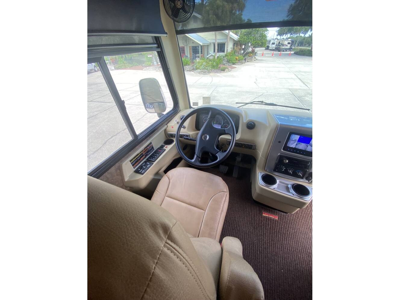 A photo of this 2015 Tiffin Motorhomes Breeze 32BR