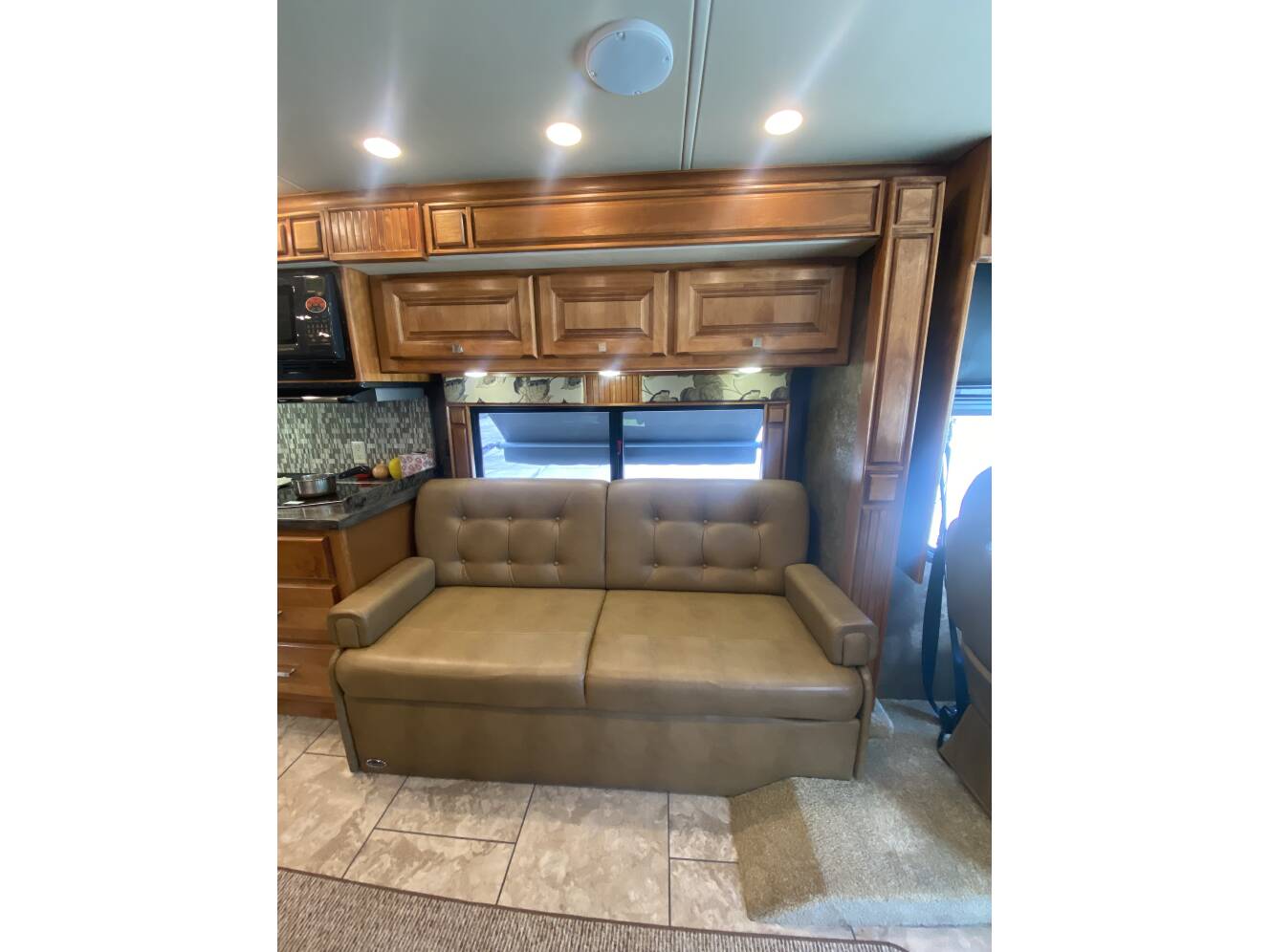 A photo of this 2015 Tiffin Motorhomes Breeze 32BR