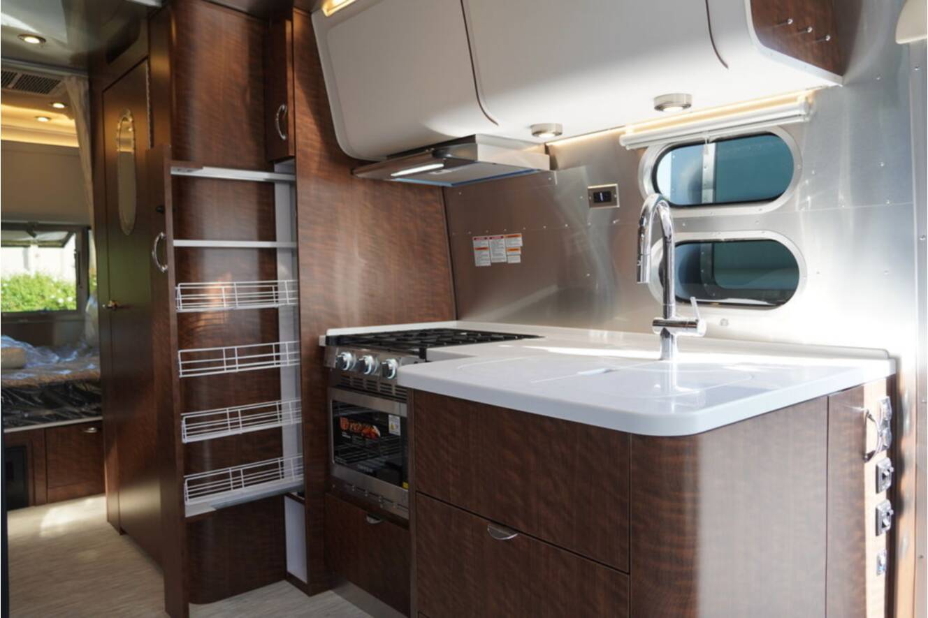 A photo of this 2026 Airstream Globetrotter 25FBQ