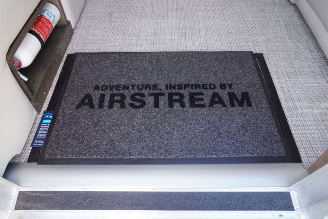 A photo of this 2026 Airstream Classic 28RBT