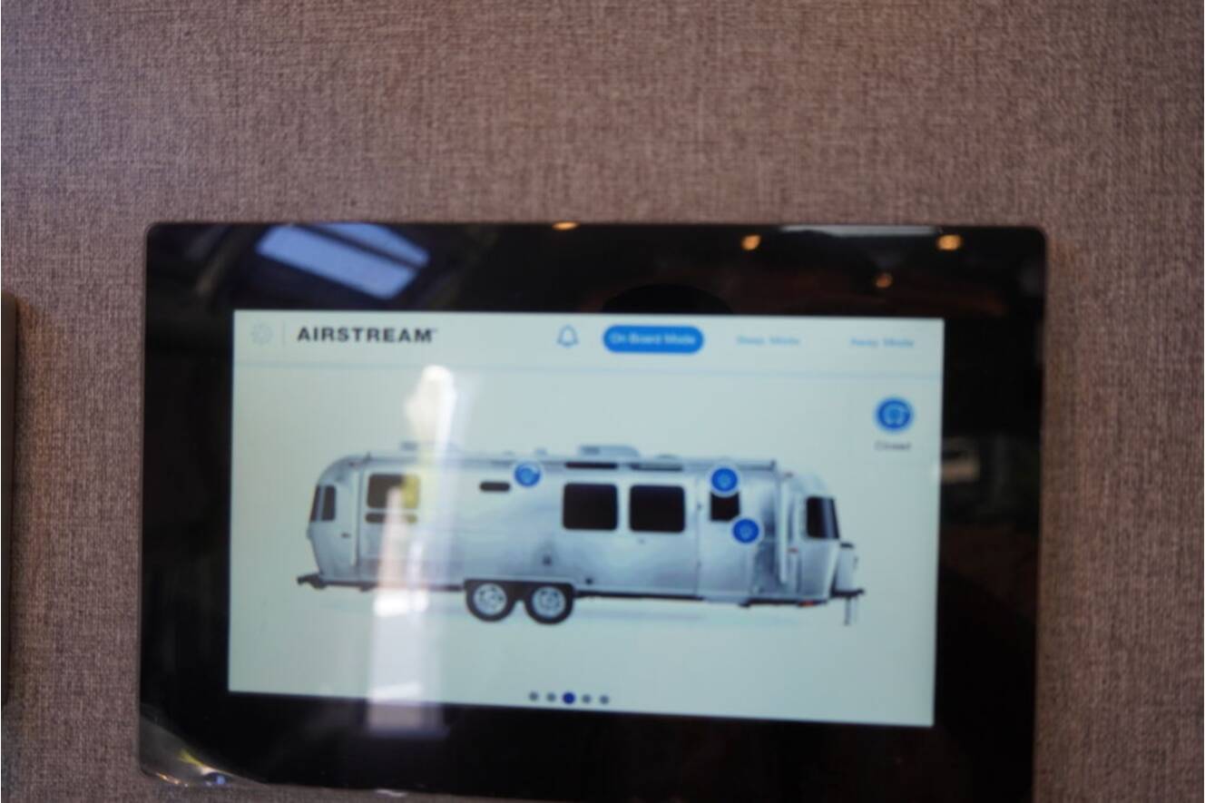 A photo of this 2026 Airstream Classic 28RBT