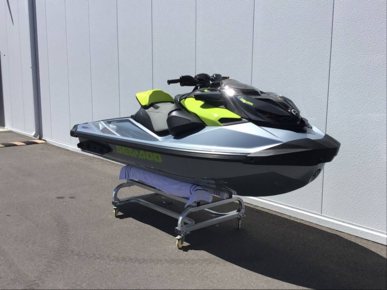 A photo of this 2026 Sea-Doo RXP-X 325 Tech, BRP Premium A, iBR Ice Metal / Manta