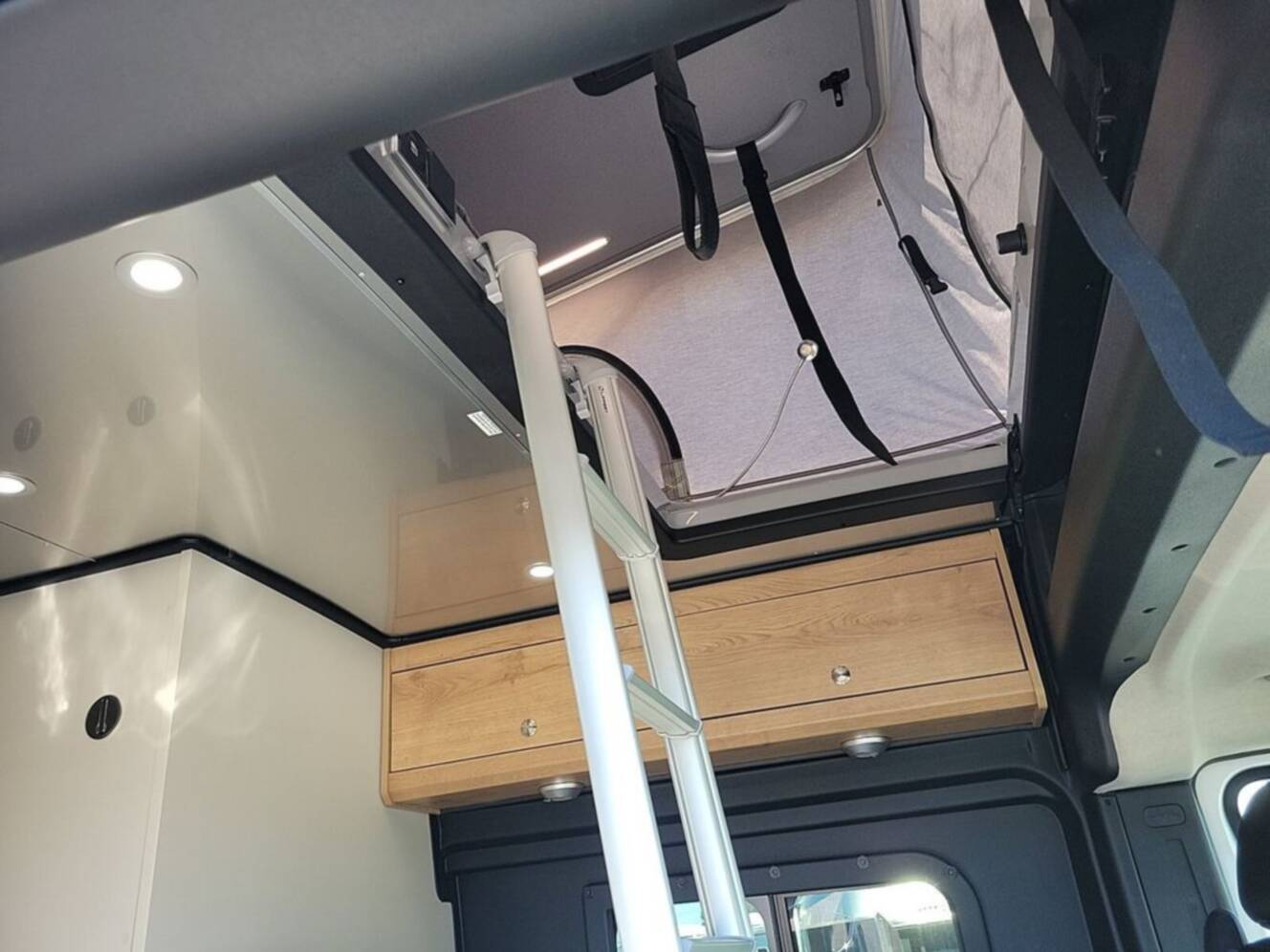 A photo of this 2026 Airstream Rangeline 21 Pop Top