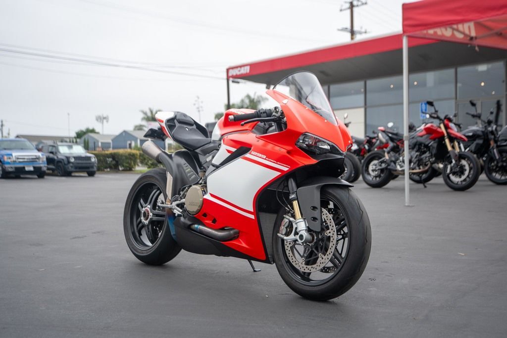 2017 Ducati 1299 Superleggera 1299 in Costa Mesa, CA