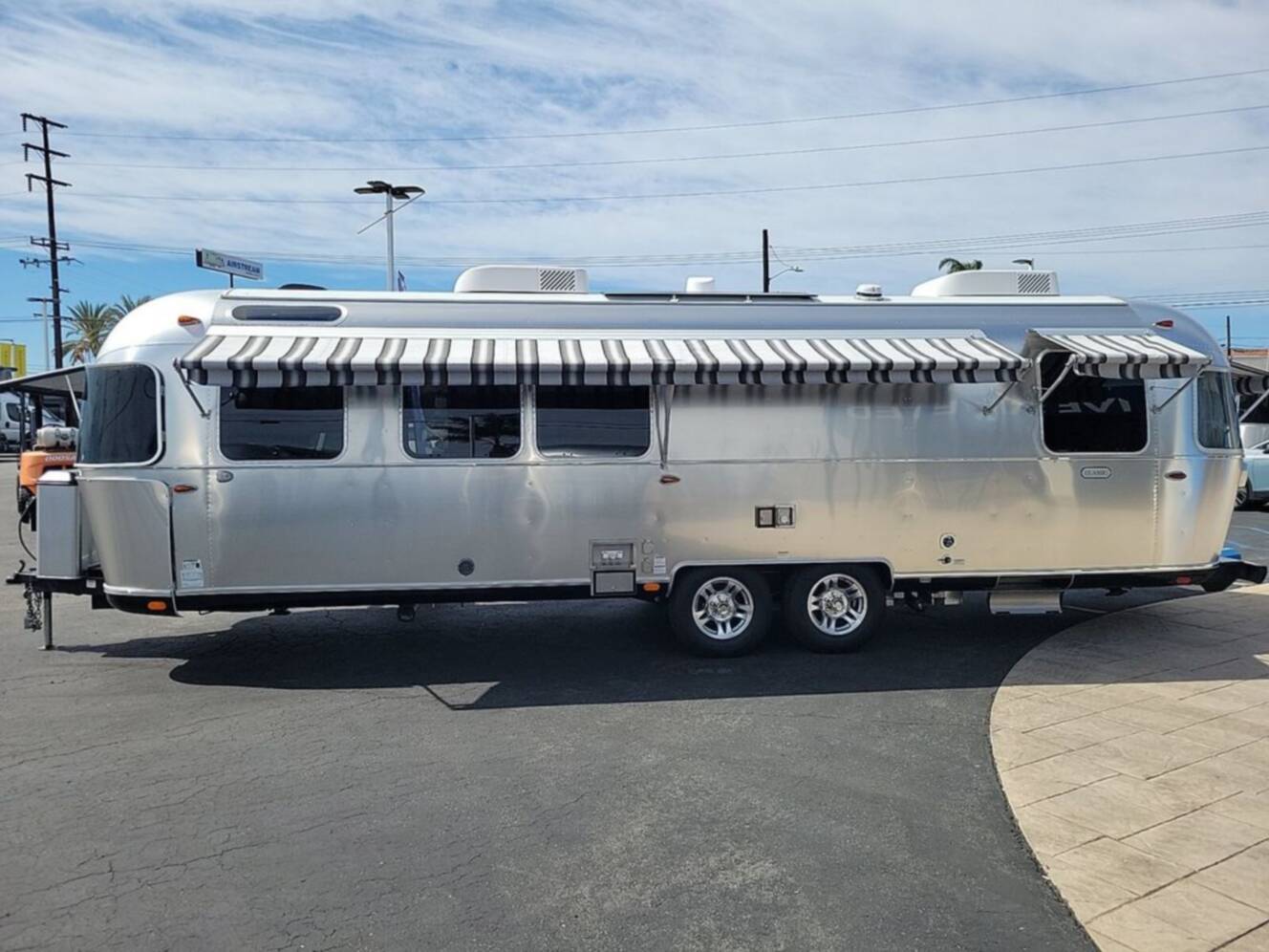 A photo of this 2026 Airstream Classic 30RB Queen