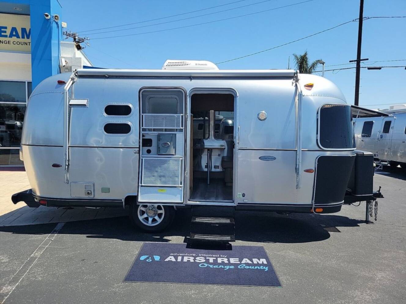 A photo of this 2015 Airstream Flying Cloud 20FB