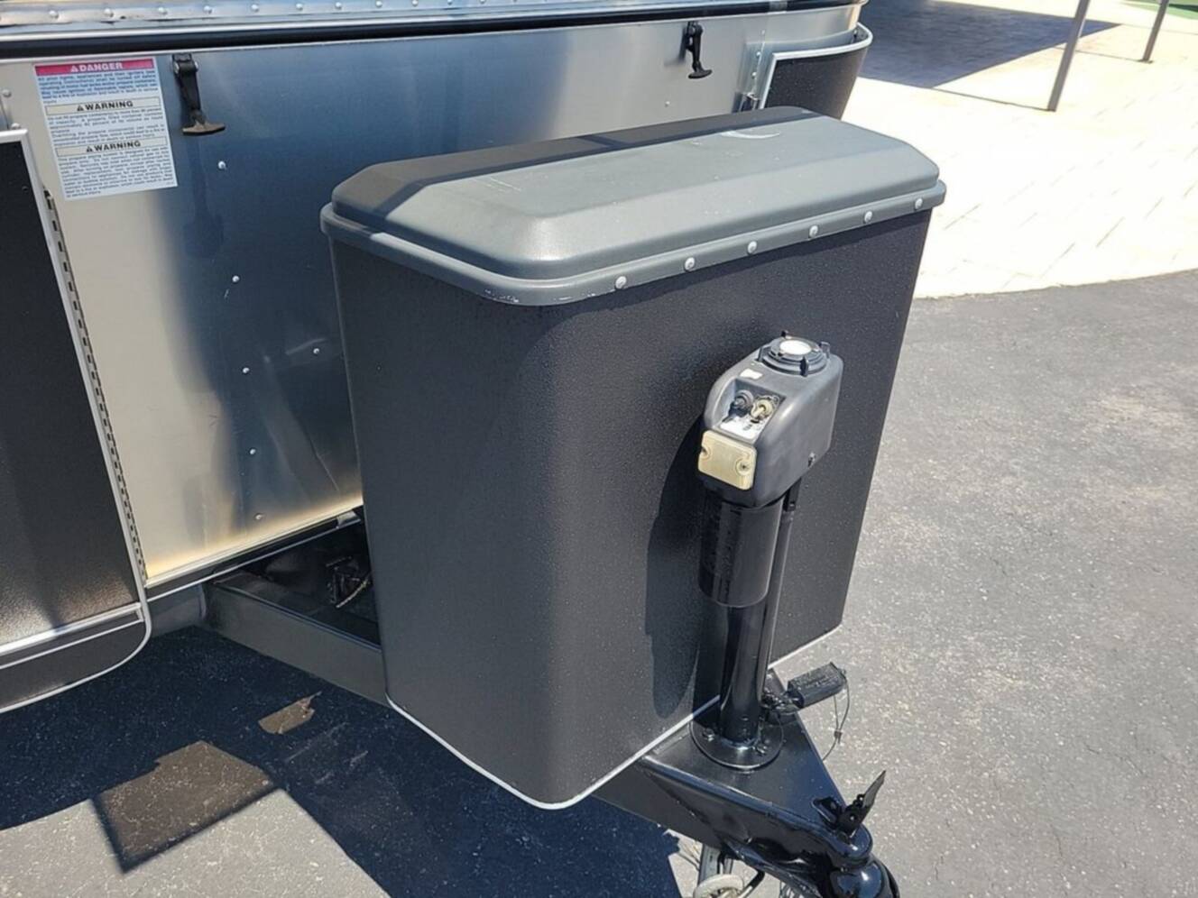 A photo of this 2015 Airstream Flying Cloud 20FB