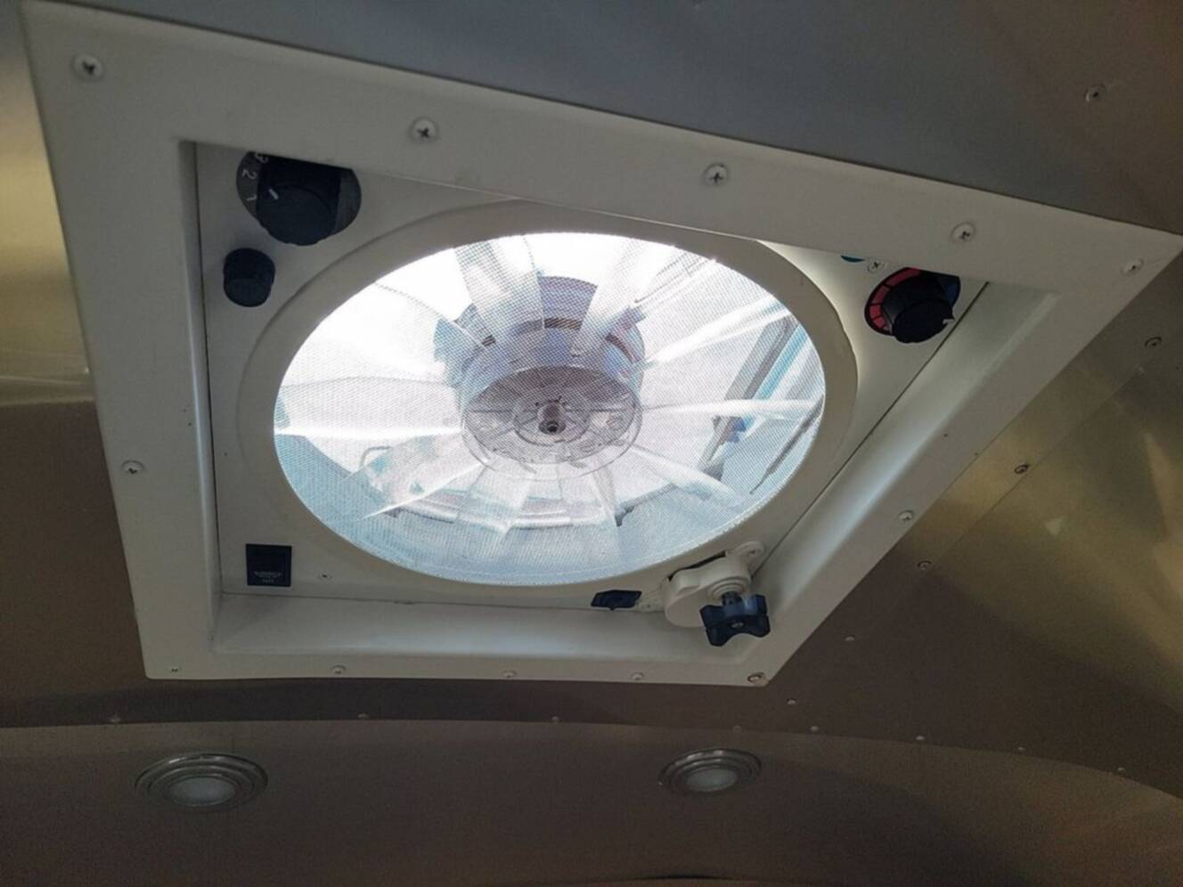 A photo of this 2015 Airstream Flying Cloud 20FB