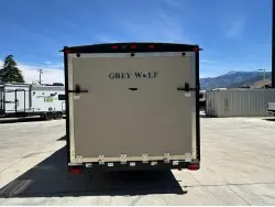 2019 FOREST RIVER CHEROKEE GREY WOLF 27RR