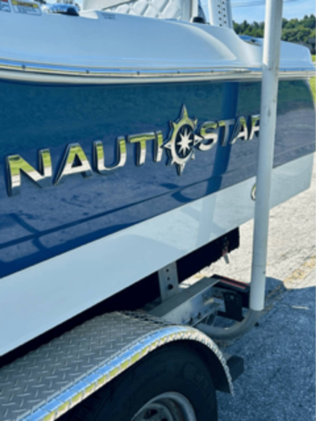 A photo of this 2024 Nauticstar 191 Hybrid
