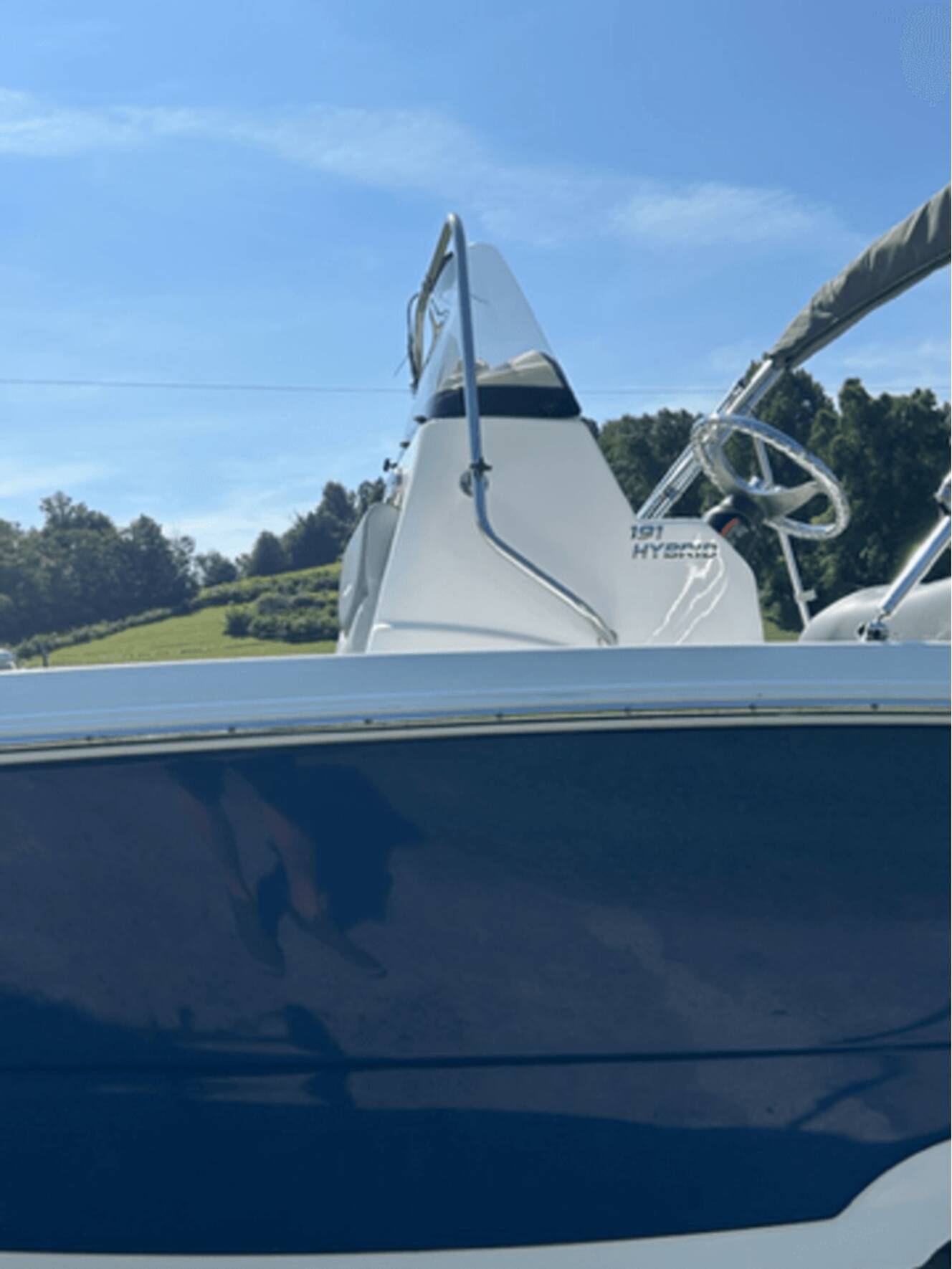 A photo of this 2024 Nauticstar 191 Hybrid