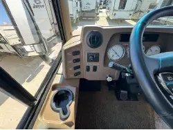 2010 Winnebago Tour 40BD Freightliner XCL Chassis