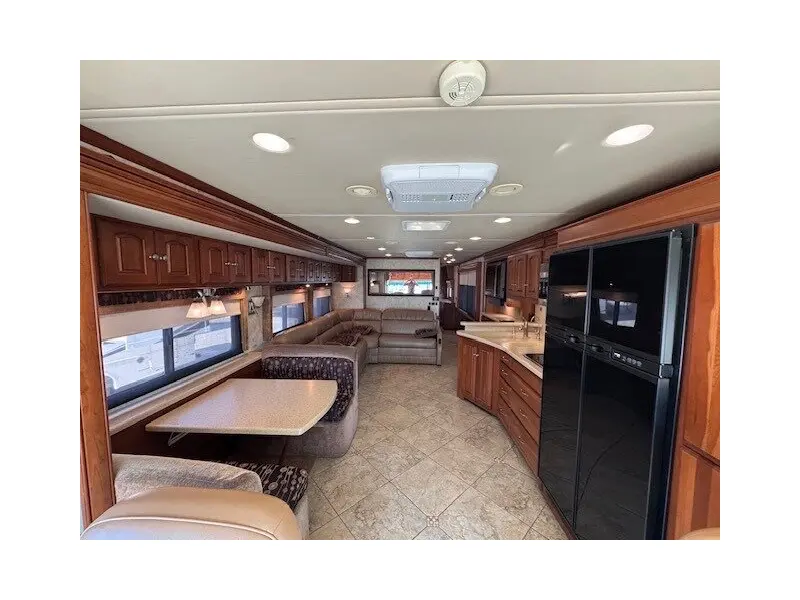 2010 Winnebago Tour 40BD Freightliner XCL Chassis