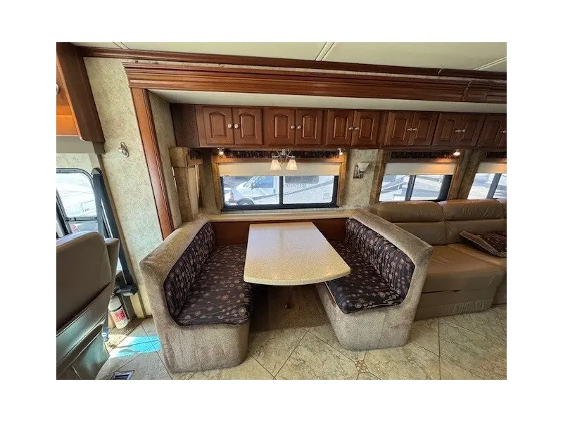 2010 Winnebago Tour 40BD Freightliner XCL Chassis
