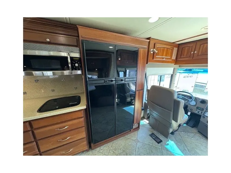 2010 Winnebago Tour 40BD Freightliner XCL Chassis