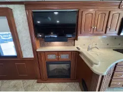 2010 Winnebago Tour 40BD Freightliner XCL Chassis