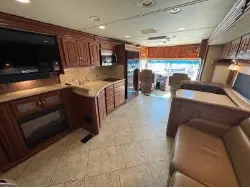 2010 Winnebago Tour 40BD Freightliner XCL Chassis