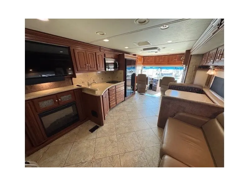 2010 Winnebago Tour 40BD Freightliner XCL Chassis