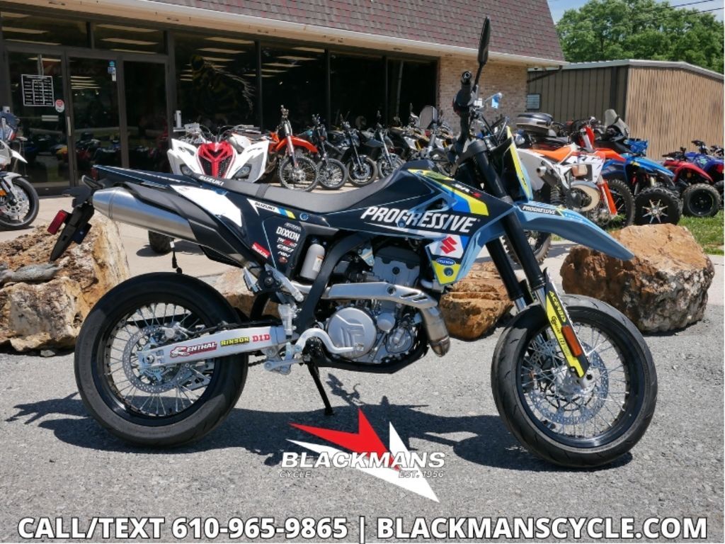 2025 Suzuki DR-Z4SM BASE in Emmaus, PA