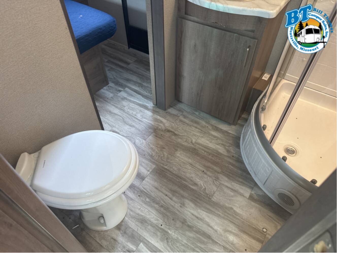 A photo of this 2022 Grand Design IMAGINE 3250BH