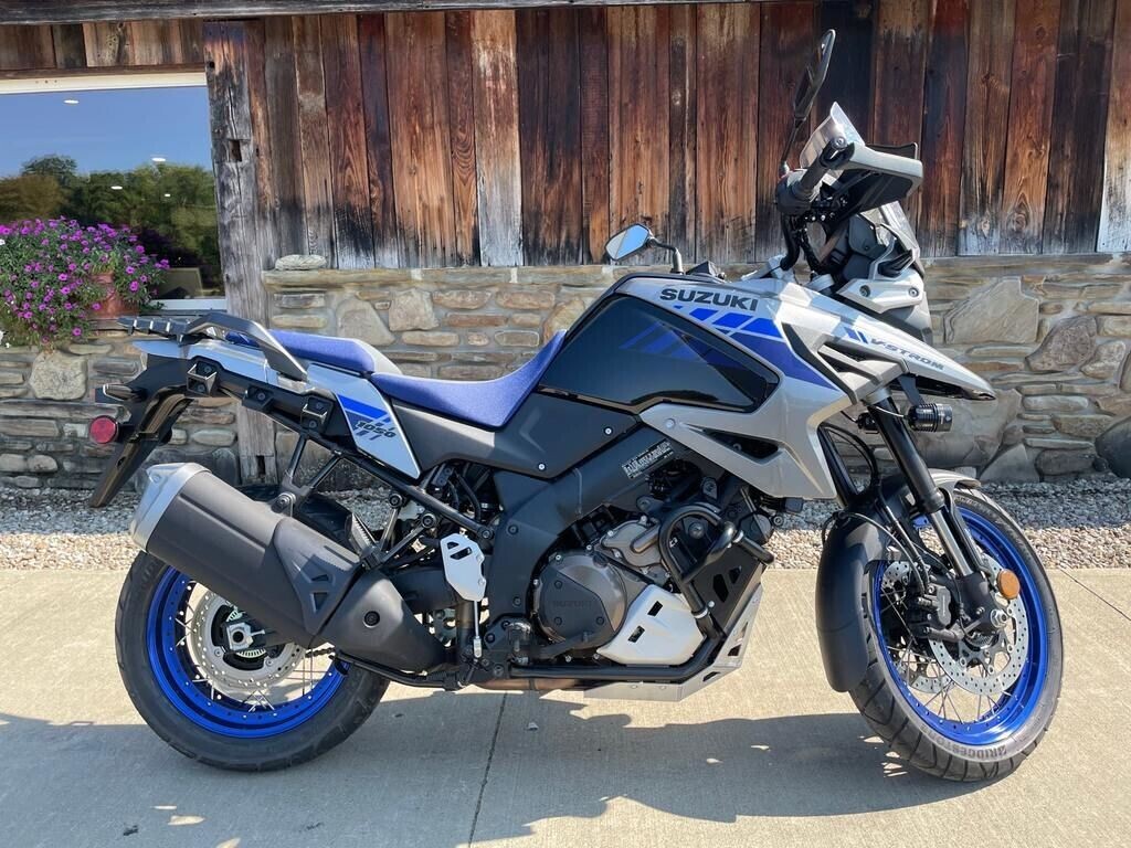 2022 Suzuki V-STROM 1050 XT 1050XT in Hornell, NY