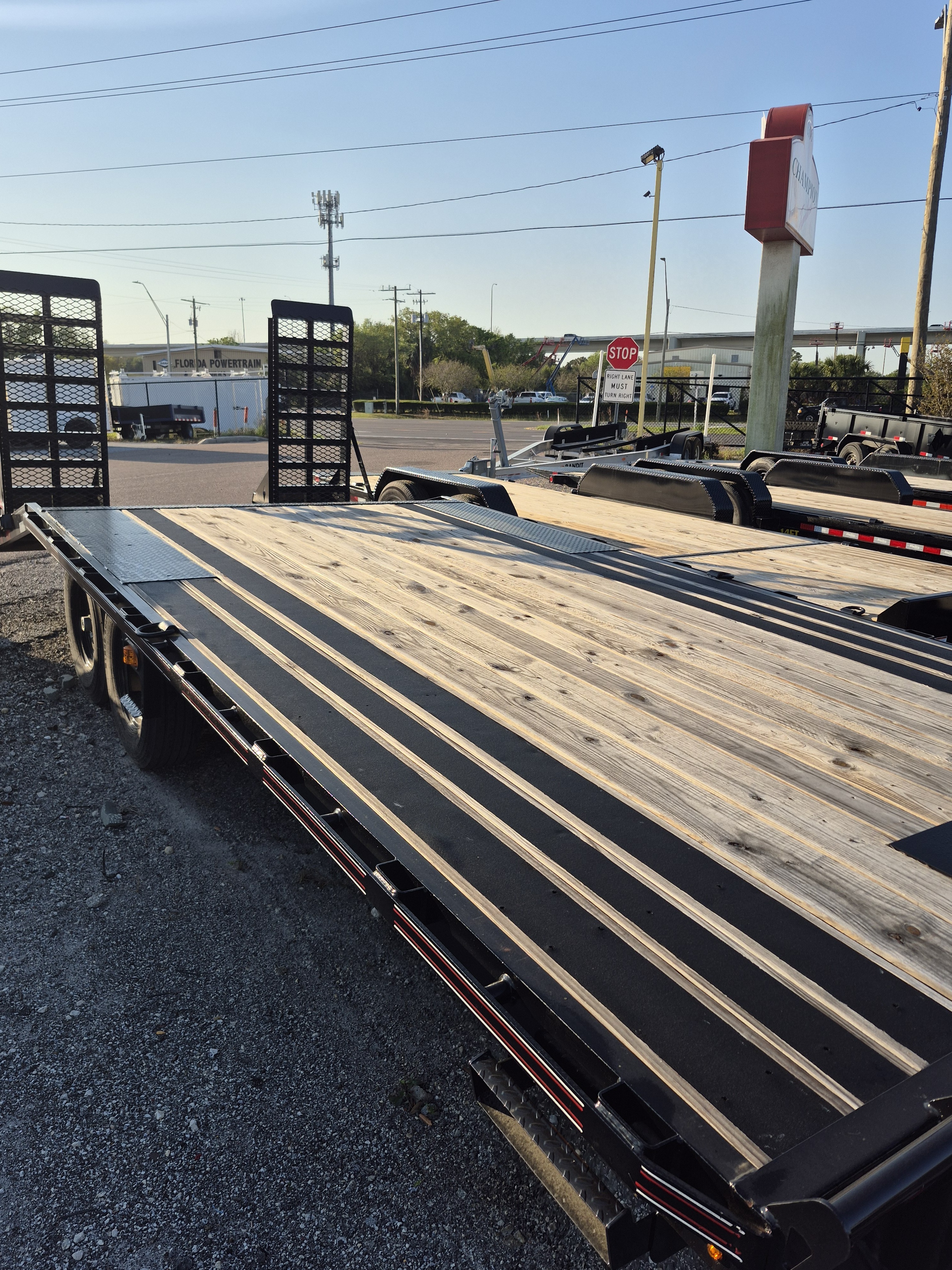 2025 Diamond C Trailer MFG. DEC207-102X20 EQUIP OPTIONS in Tampa, FL