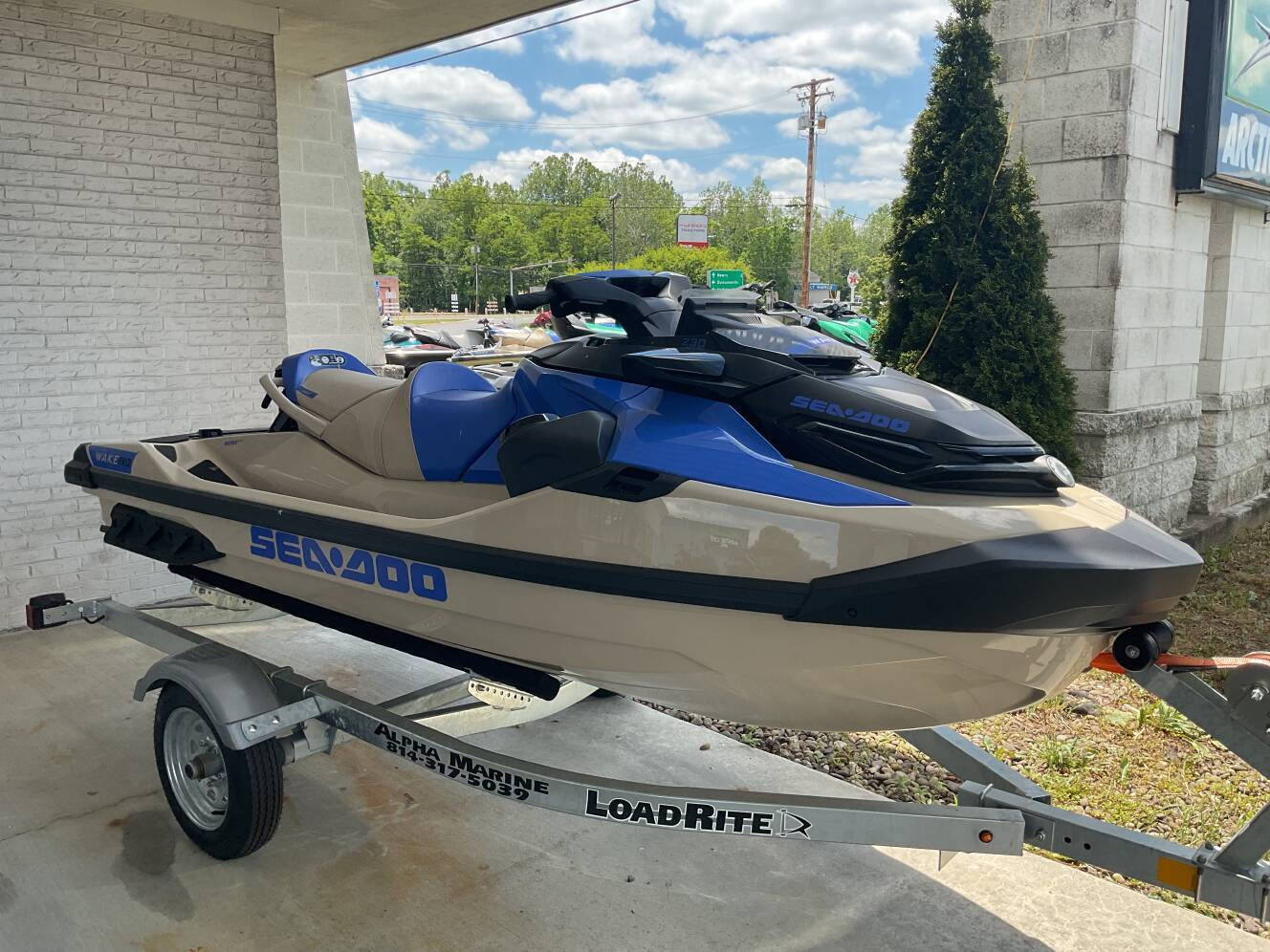 A photo of this 2026 Sea-Doo WAKE PRO 230 TECH PACKAGE