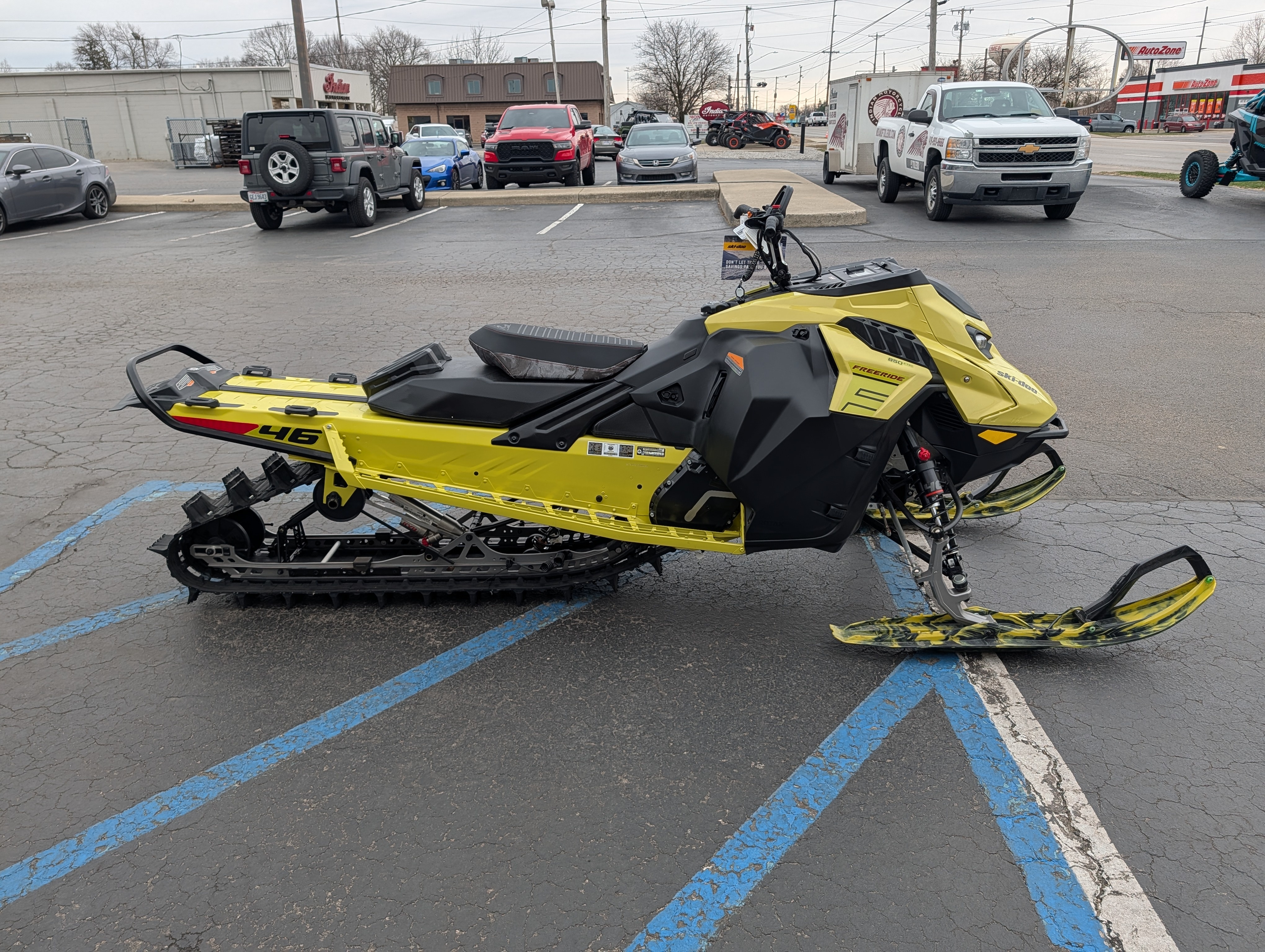2025 Ski-Doo Freeride 850 E-TEC Snowmobile snowmobile