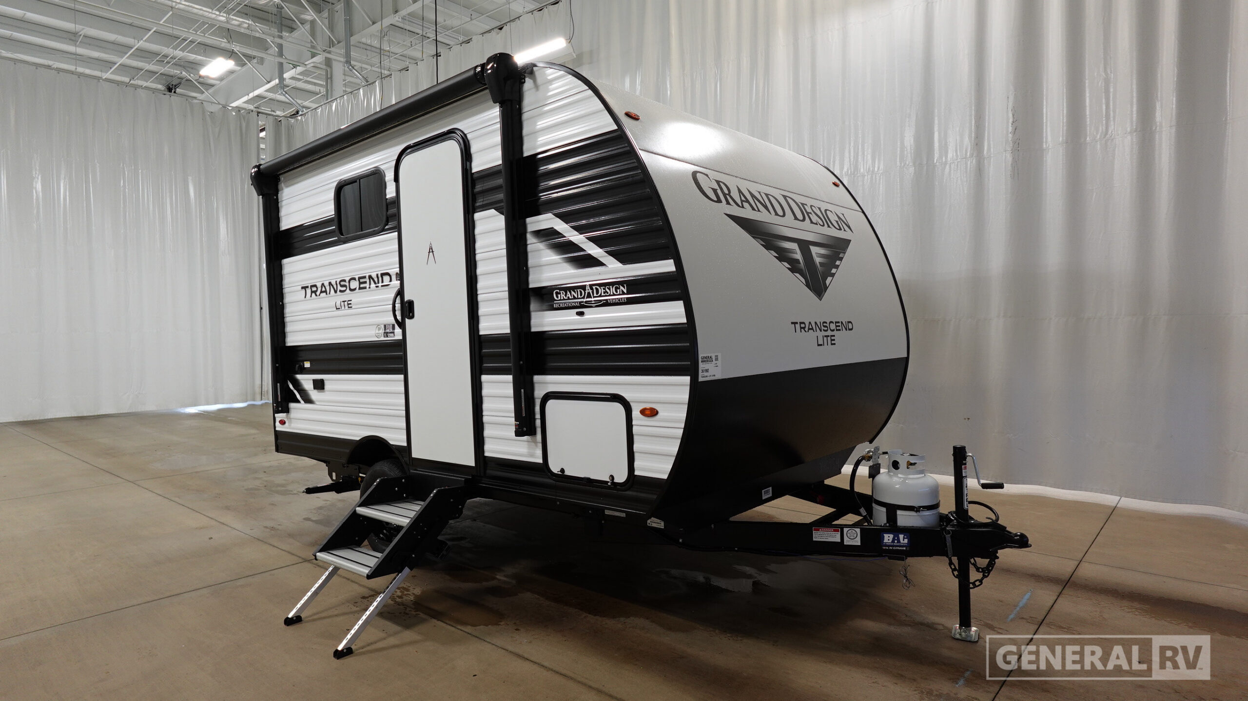 2027 Grand Design TRANSCEND LITE 121RBL in west chester PA
