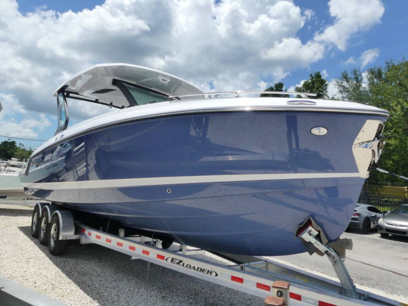 A photo of this 2027 Monterey Elite 30 OB