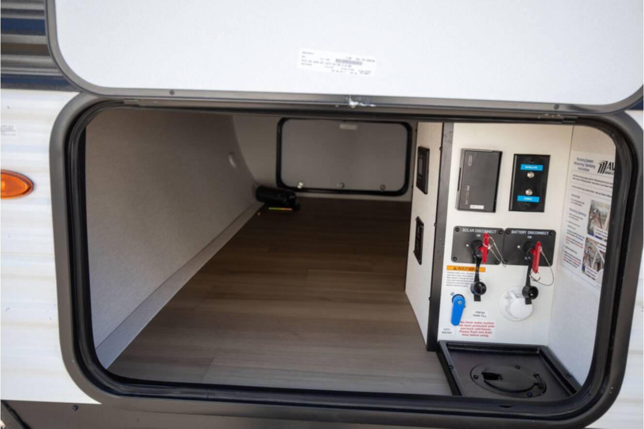 A photo of this 2026 Grand Design MOMENTUM Momentum MAV 28MAV