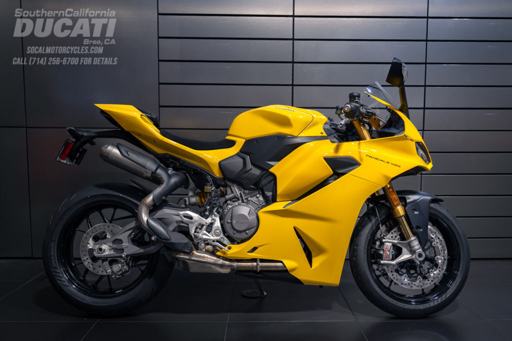 2027 Ducati Panigale V2 S Ducati Yellow V2 S in Brea, CA