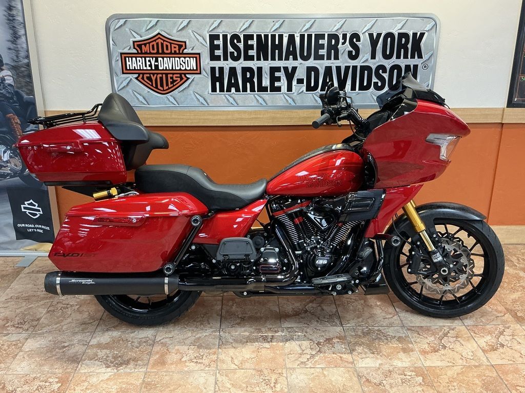 2025 Harley-Davidson® FLTRXSTSE - CVO Road Glide® ST CVO ST in York, PA