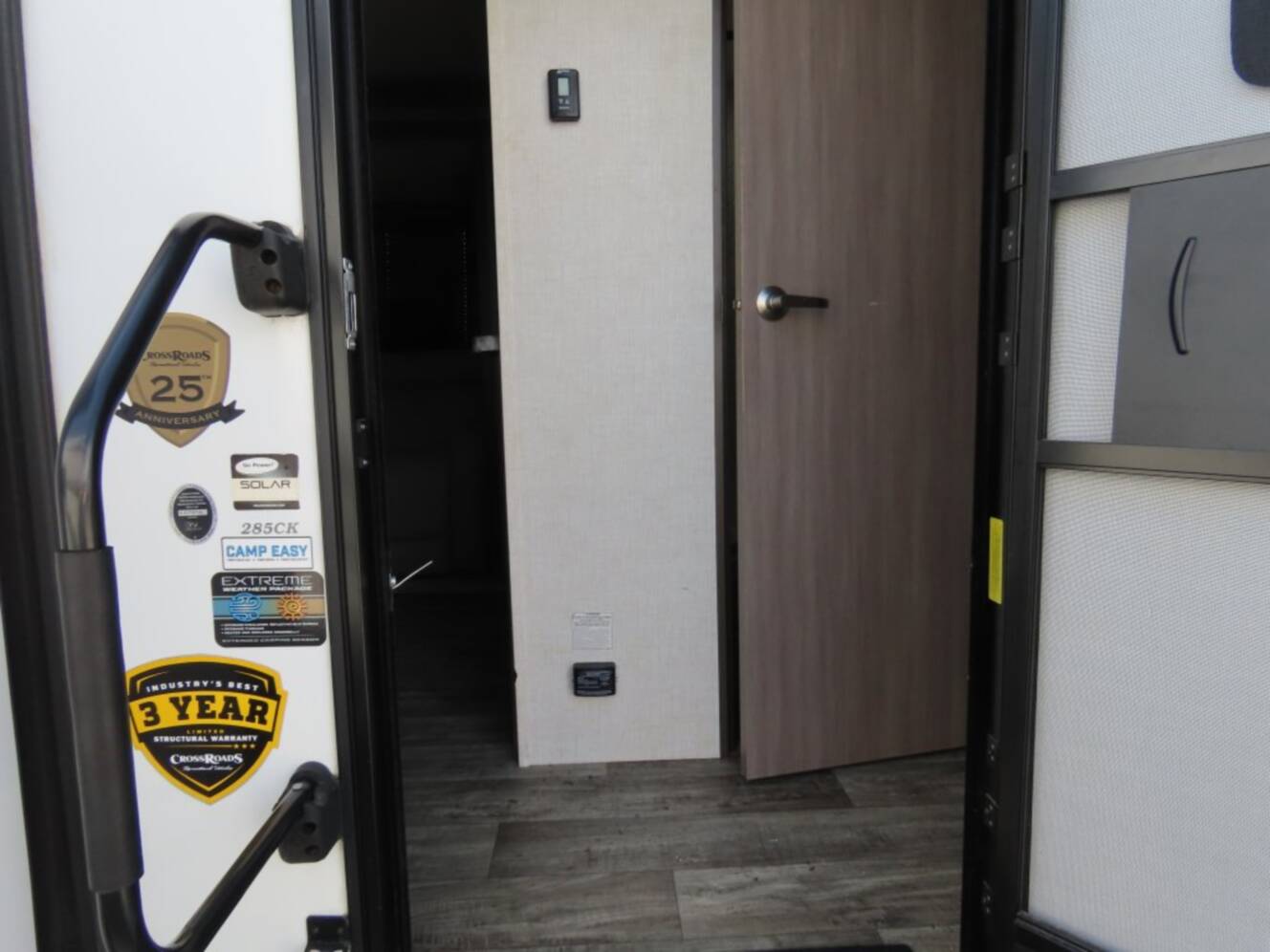 A photo of this 2022 Crossroads Rv SUNSET TRAIL SUPER LITE 285CK