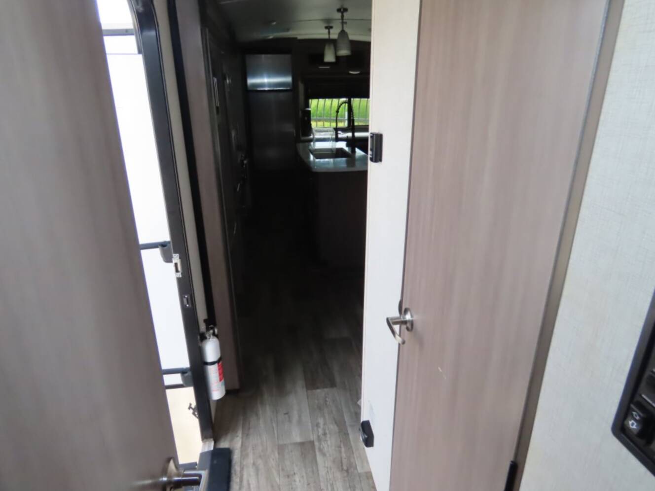 A photo of this 2022 Crossroads Rv SUNSET TRAIL SUPER LITE 285CK